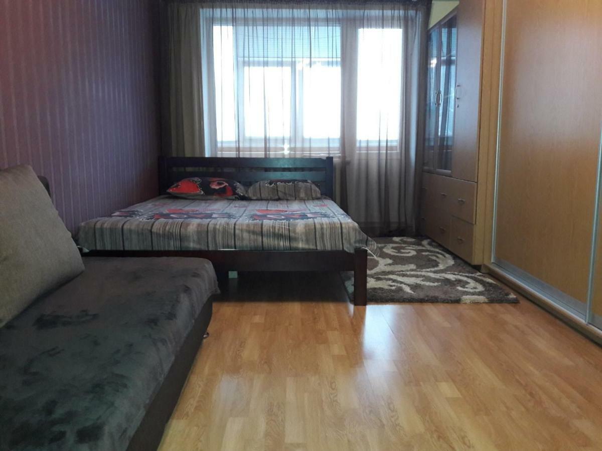 Apartment in the city center Chernihiv Bagian luar foto