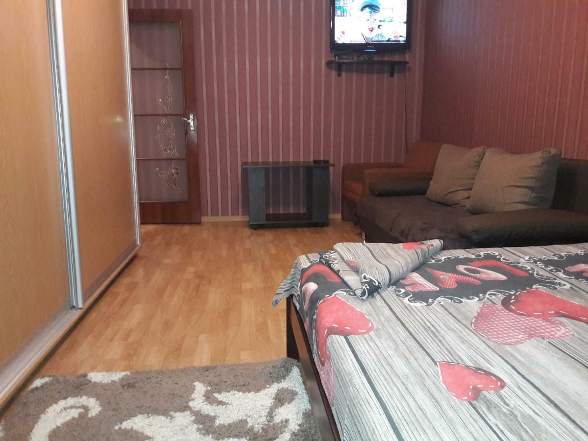 Apartment in the city center Chernihiv Bagian luar foto